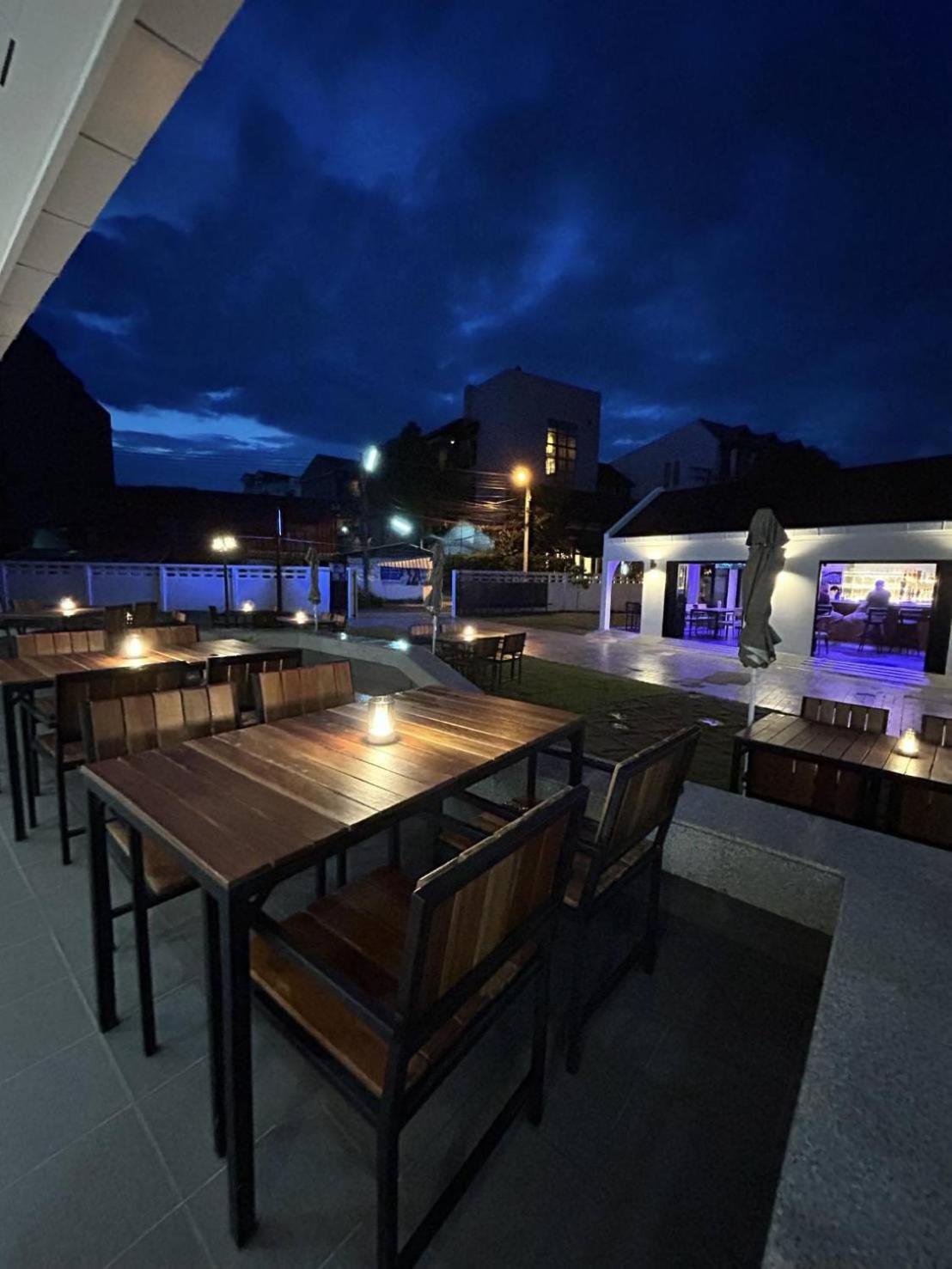 The European Chiang Mai Hotel Bagian luar foto