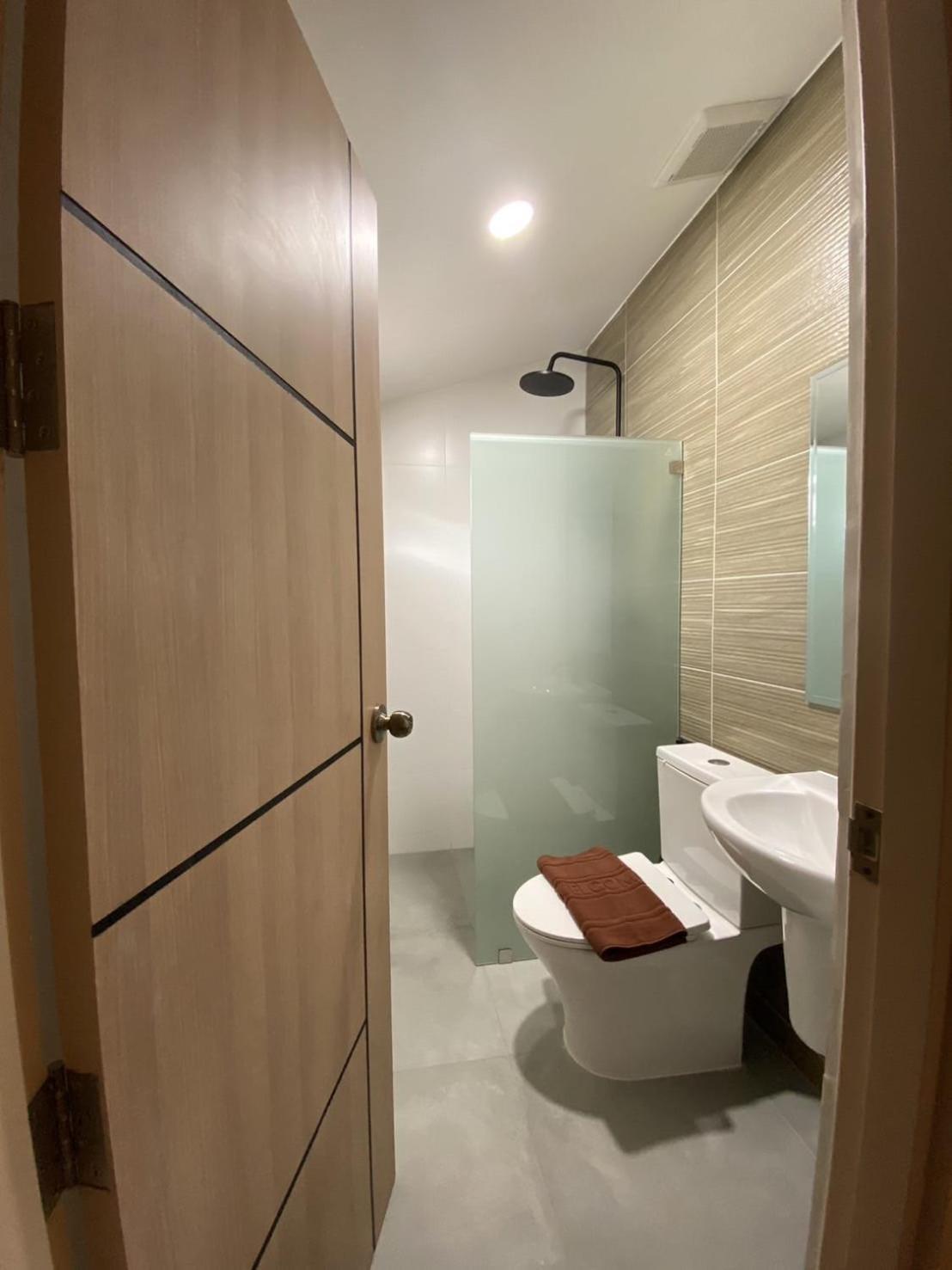 The European Chiang Mai Hotel Bagian luar foto