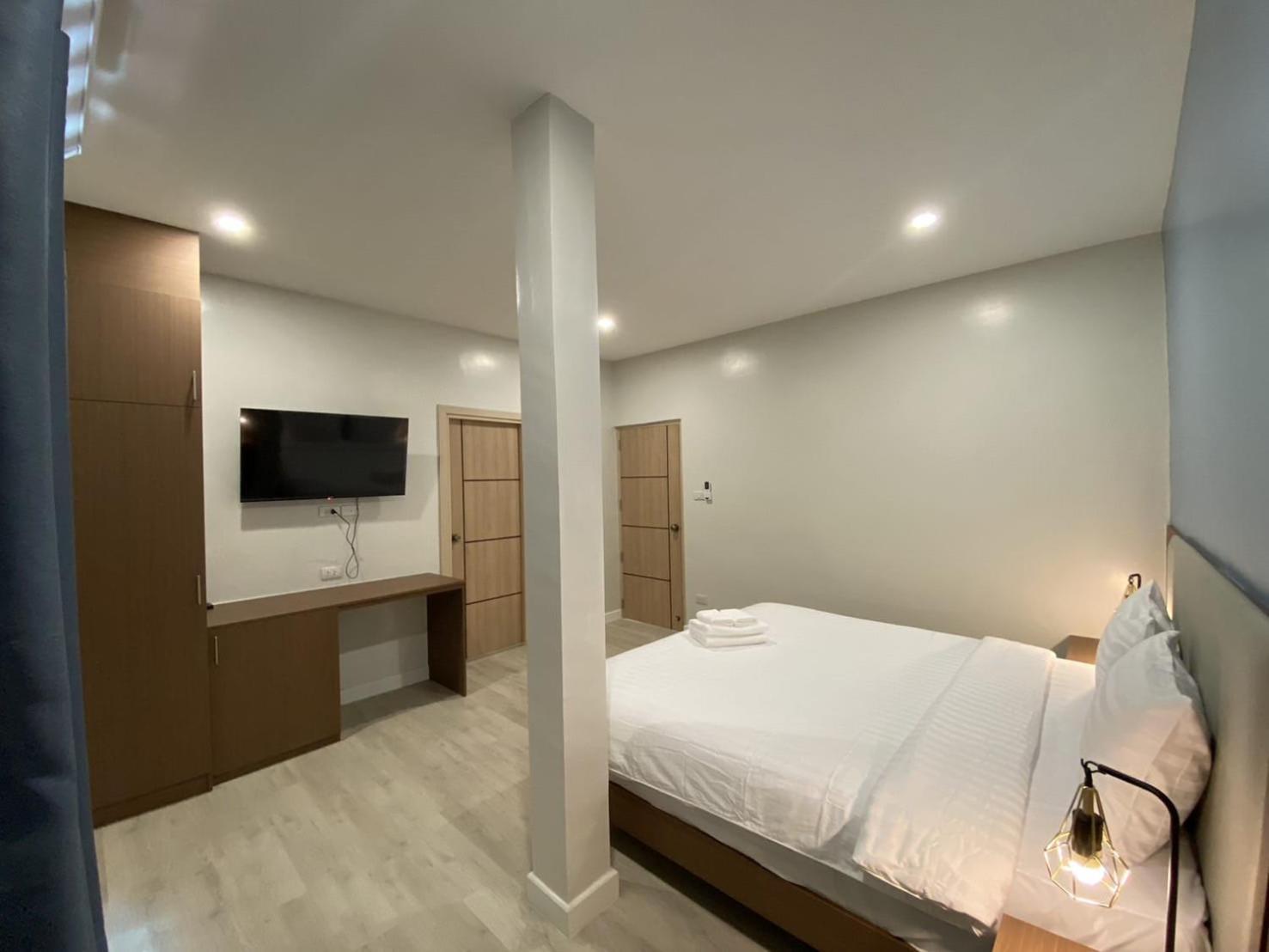 The European Chiang Mai Hotel Bagian luar foto