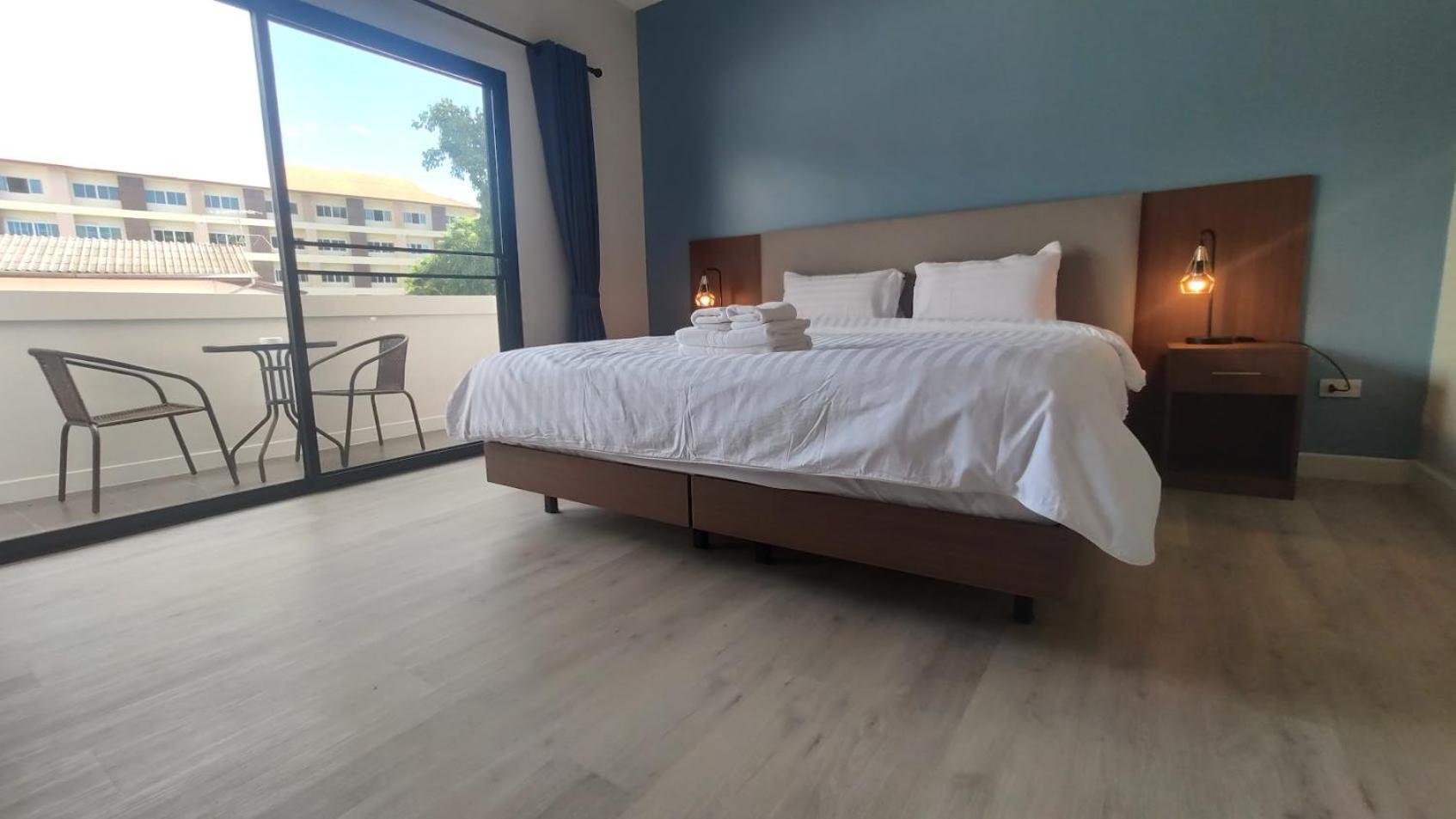 The European Chiang Mai Hotel Bagian luar foto