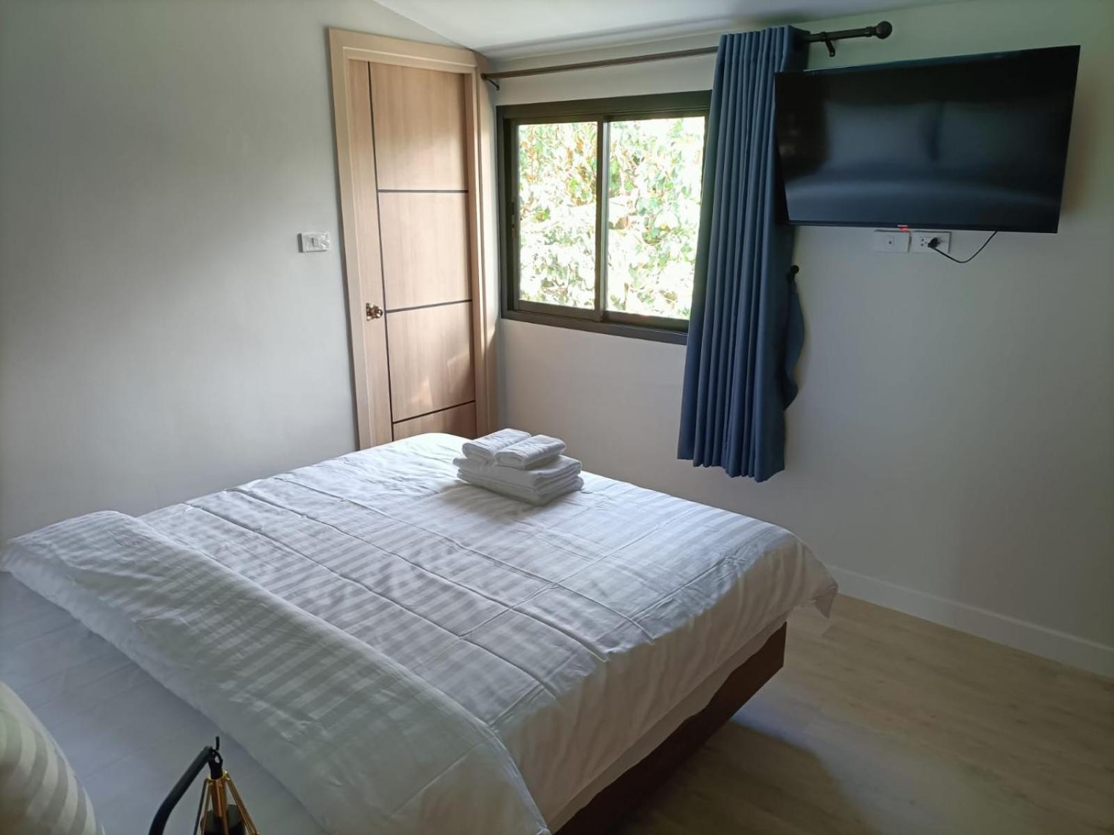 The European Chiang Mai Hotel Bagian luar foto