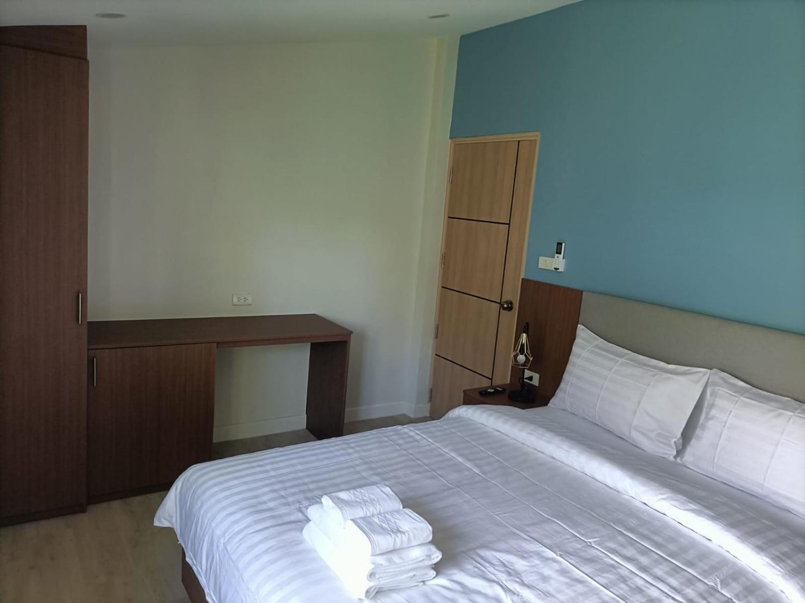 The European Chiang Mai Hotel Bagian luar foto